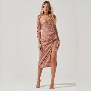 Astr Long Sleeve Floral Dress in Pink and Tan